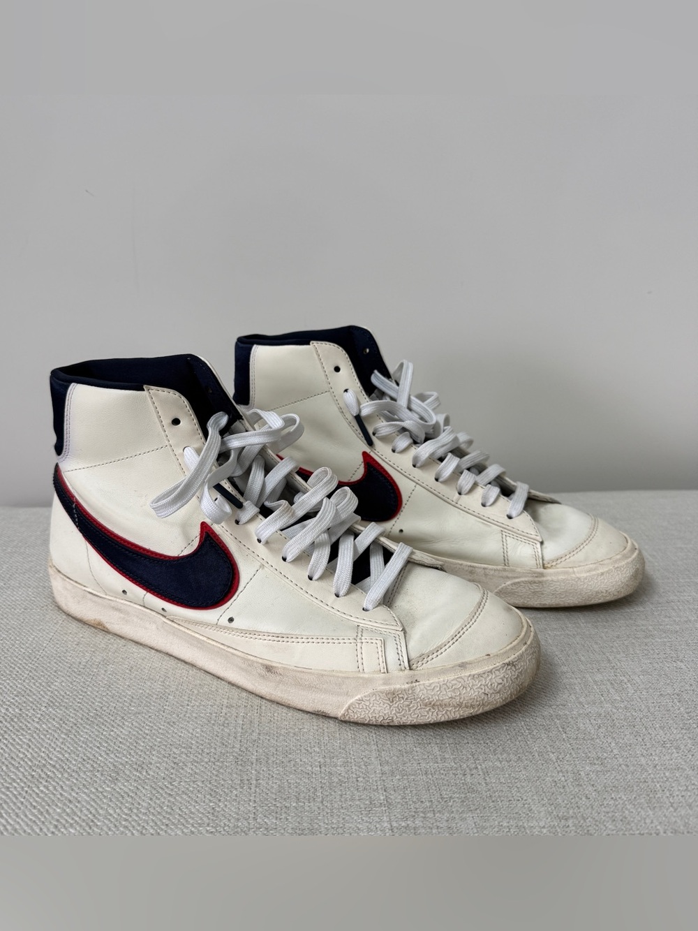 Nike Blazer Mid '77 Vintage 'City Pride Chicago' Sneakers Size 11.5